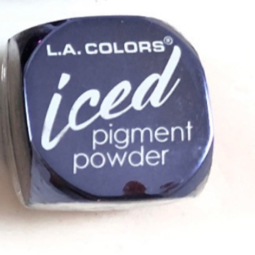 L.A. COLORS Iced Pigment Powder, C42172-2, 0.11 Oz.
